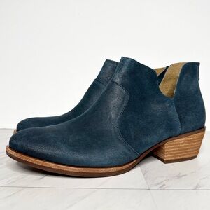 Kork Ease Skye Blue Distressed Suede Bootie 11M